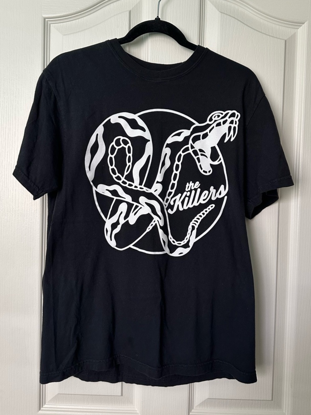 Black 'The Killers' Snake Graphic T-Shirt